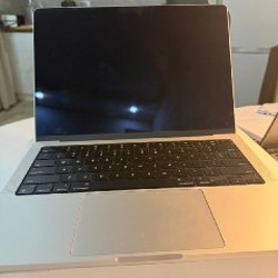 MacBook Pro M4 - фото 2