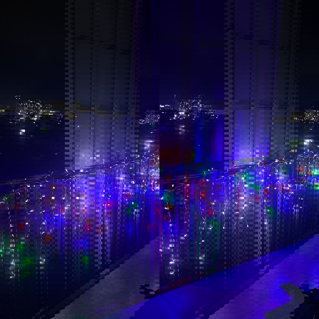 Прямая уличная гирлянда