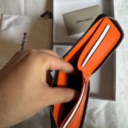 Кошелек Palm Angels Logo Zip Around - фото 6