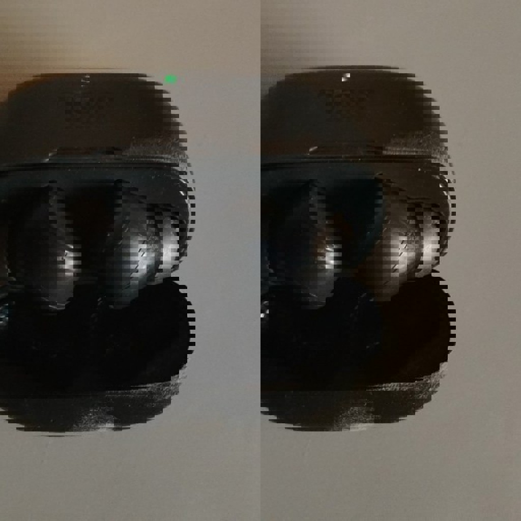 Беспроводные наушники JBL TWS Wave 200