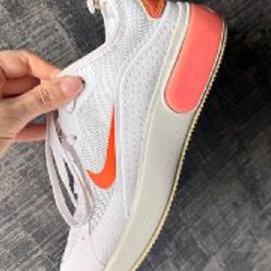 Кроссовки New Balance - фото 1