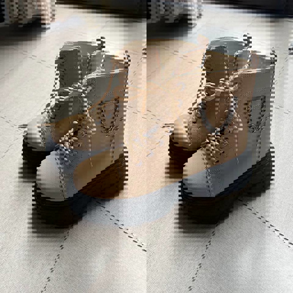 Ботинки женские бежевые