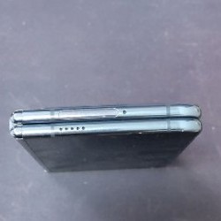 Телефон Google Pixel Fold - фото 3