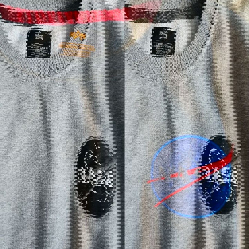 Серый свитшот