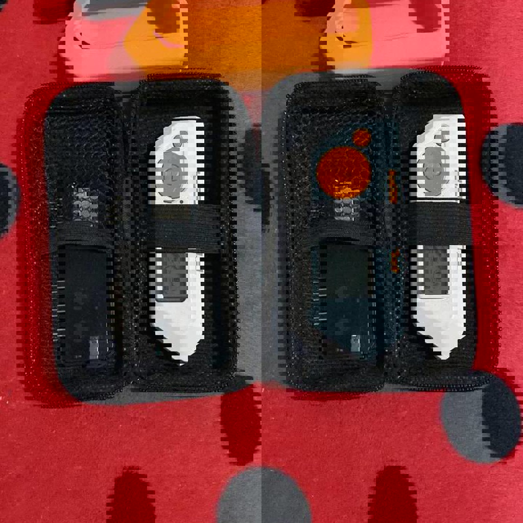 Карбоновая сумка