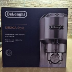 Кофемашина DeLonghi Dedica Style EC685.BK - фото 2