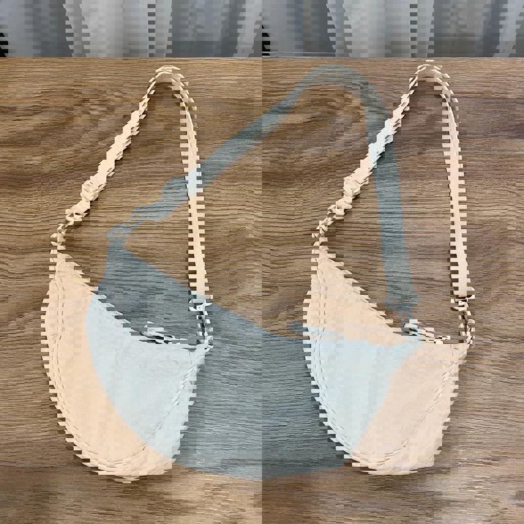 Сумка uniqlo белая