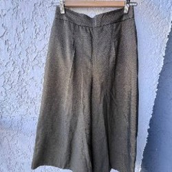 Облегающее чёрное платье - фото 4