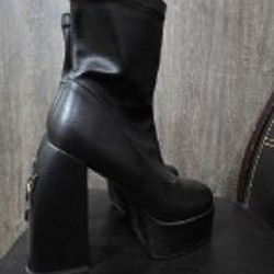 Ботинки на каблуке - фото 2