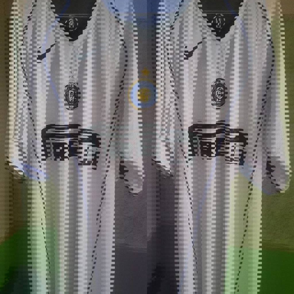 Футболка Adriano