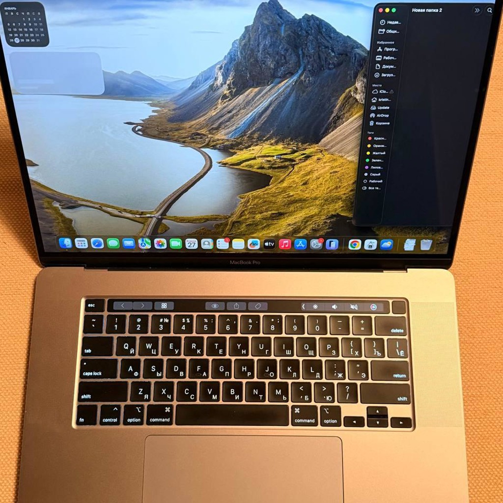 MacBook Pro 16 (2019)