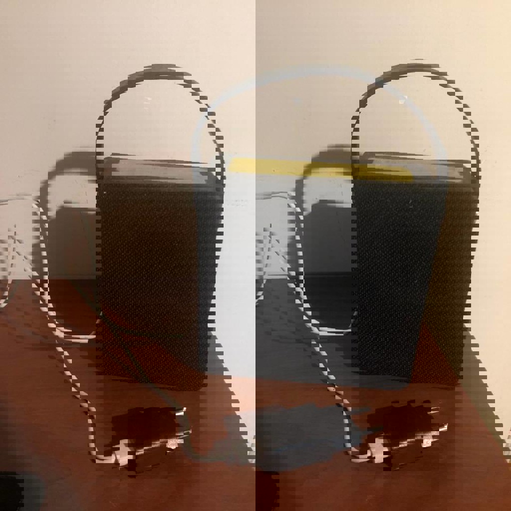 Портативная Bluetooth-колонка Awei