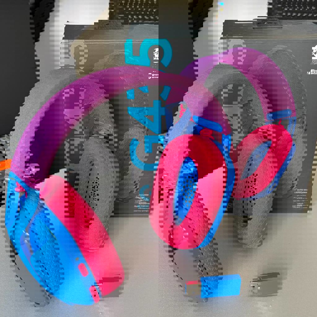 Беспроводные игровые наушники Logitech G435