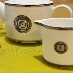 Маленькая ваза со стеклянными цветами - фото 3