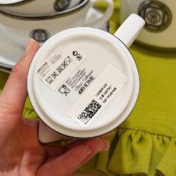 Маленькая ваза со стеклянными цветами - фото 4