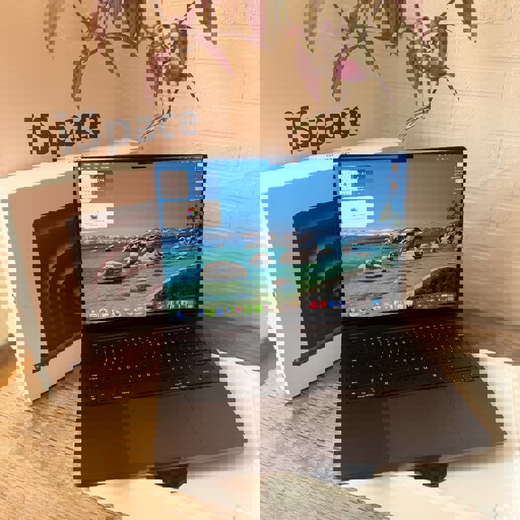 Macbook Pro 14 Inch 2023 (конфигурация силвер)