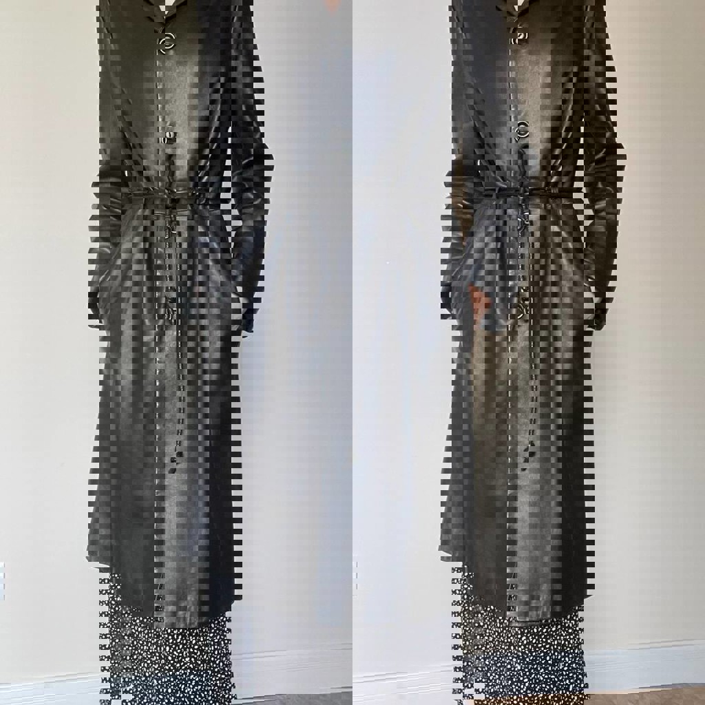 Винтажный кожаный плащ