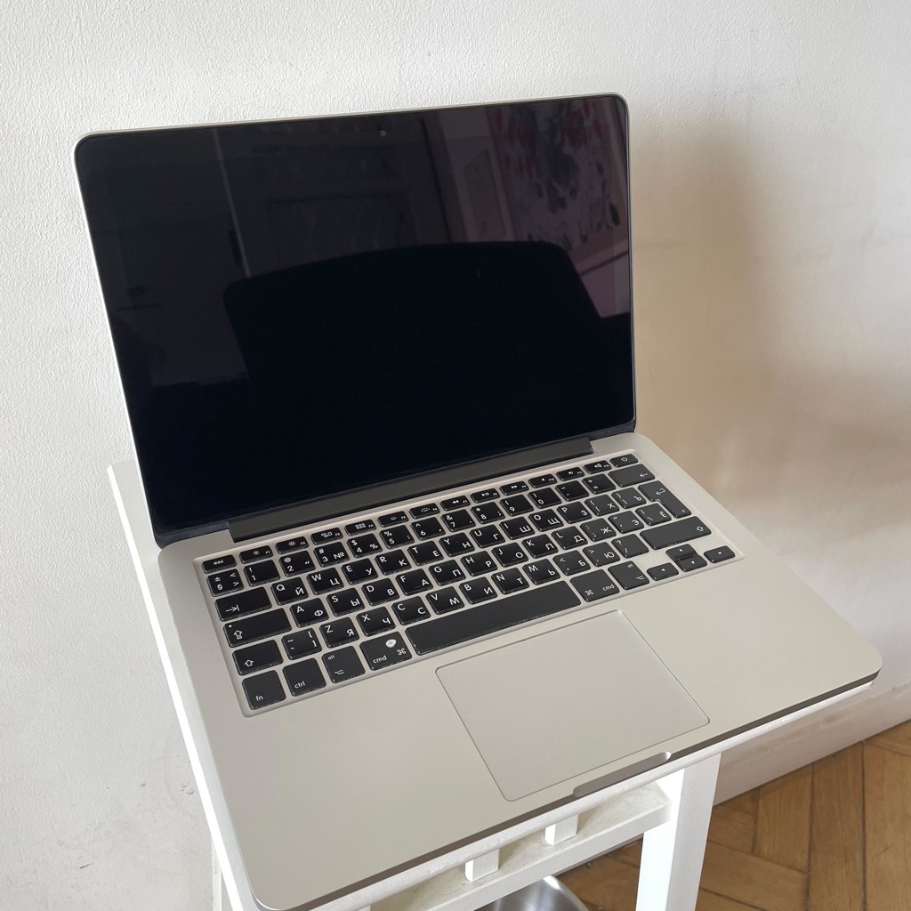 MacBook Pro (Early 2015)