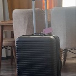 Чемодан - фото 8