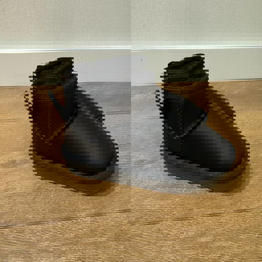 Кеды высокие