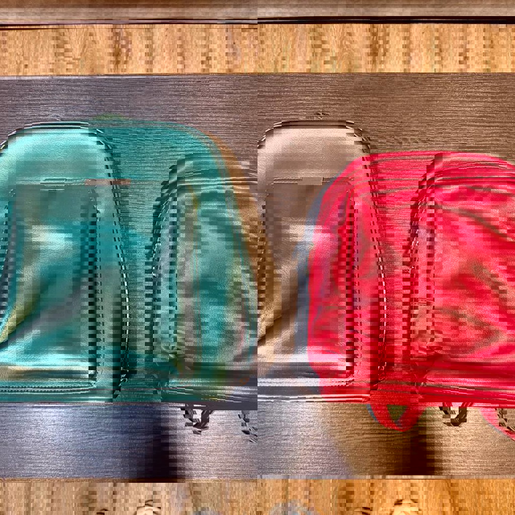 Кожаный рюкзак зелёный трансформер