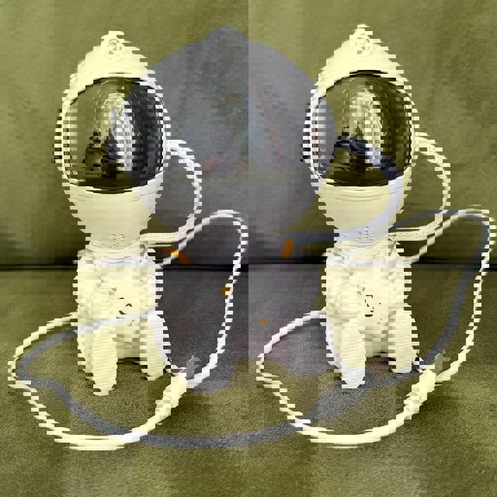 Космическая лампа-проектор астронавт