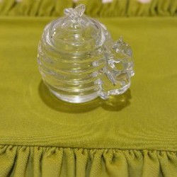 Маленькая ваза со стеклянными цветами - фото 1