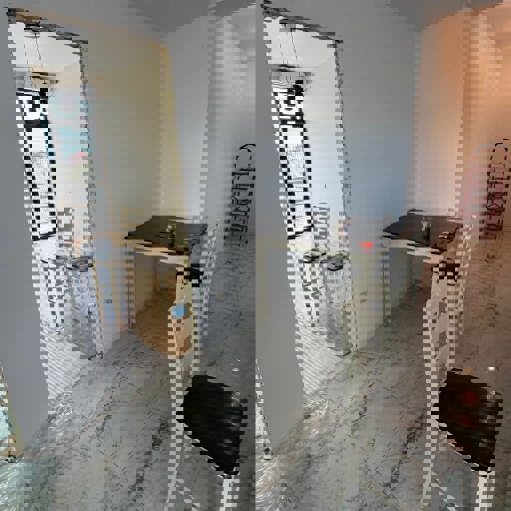 Стол и 4 стула