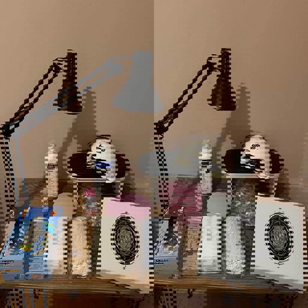 Настольная лампа