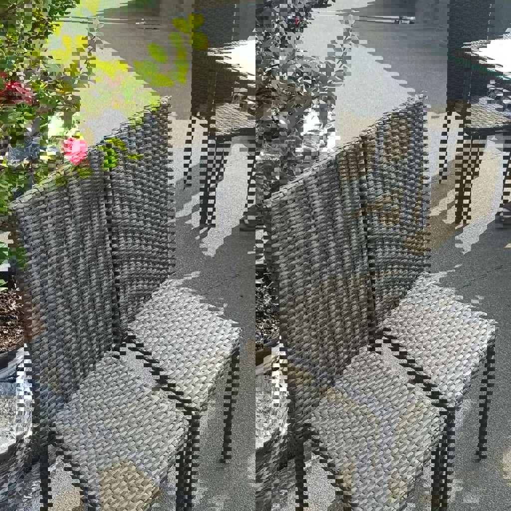 Стулья уличные садовые