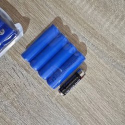 Батарейки новые - фото 2