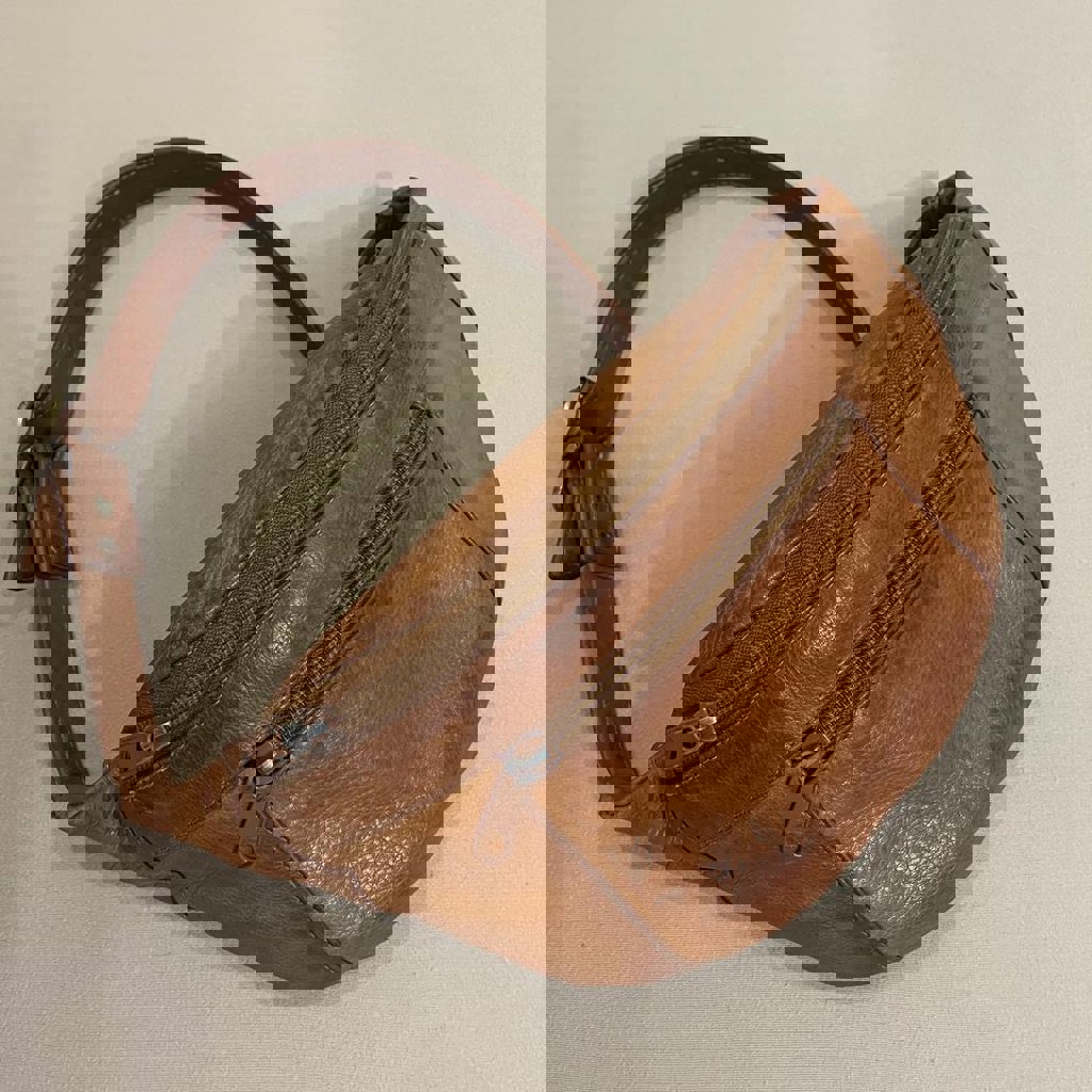 Поясная сумка