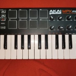 Миди-клавиатура Akai mpk mini mk l - фото 1