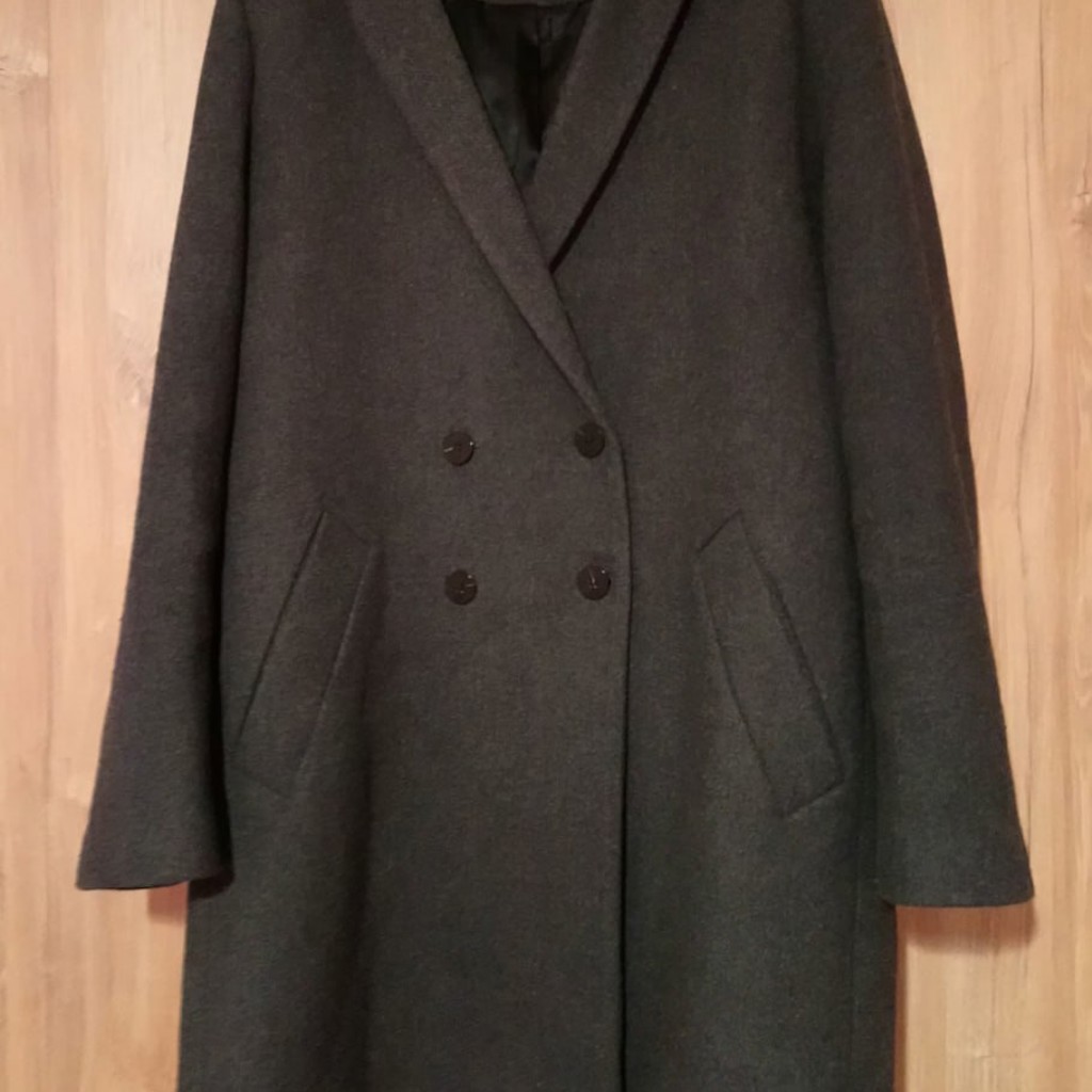Теплое серое пальто TRF Outerwear