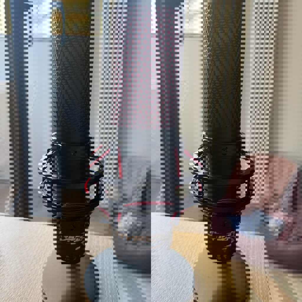 Микрофон Hyperx сенсорный