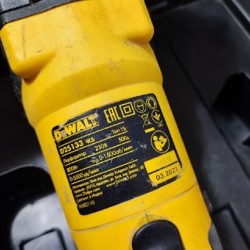 Перфоратор сетевой Dewalt D25133-ks - фото 2