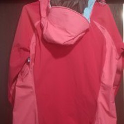 Женская куртка Peak Performance - фото 6