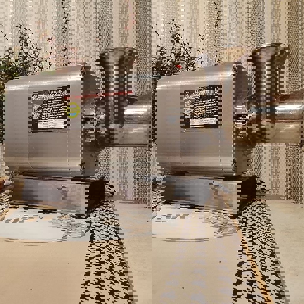 Промышленная мясорубка