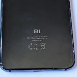 Xiaomi MI9-SE - фото 4