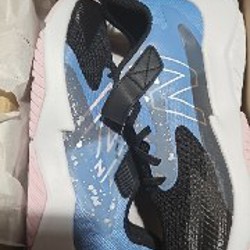 Кроссовки New Balance - фото 1