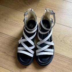 Босоножки белые - фото 2