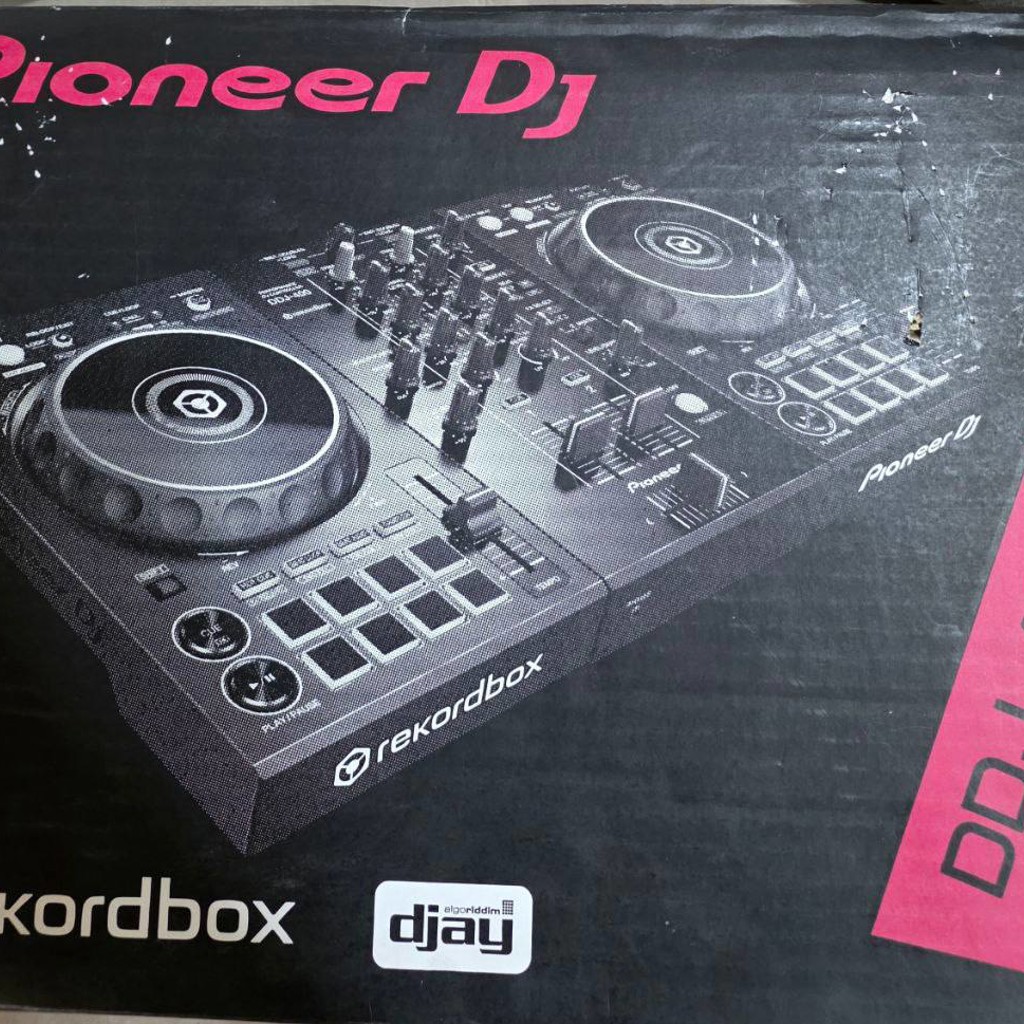 Диджейский пульт Pioner DJ DDJ-400