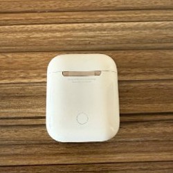 Apple AirPods (1 поколение) - фото 2