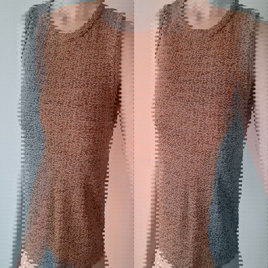 Топ коричневый с узором