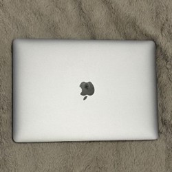 Macbook Pro Intel Touchbar 13' - фото 2