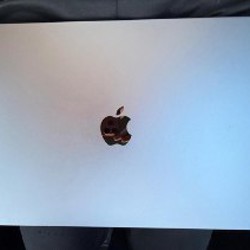 MacBook Pro 16-дюймовый - фото 2