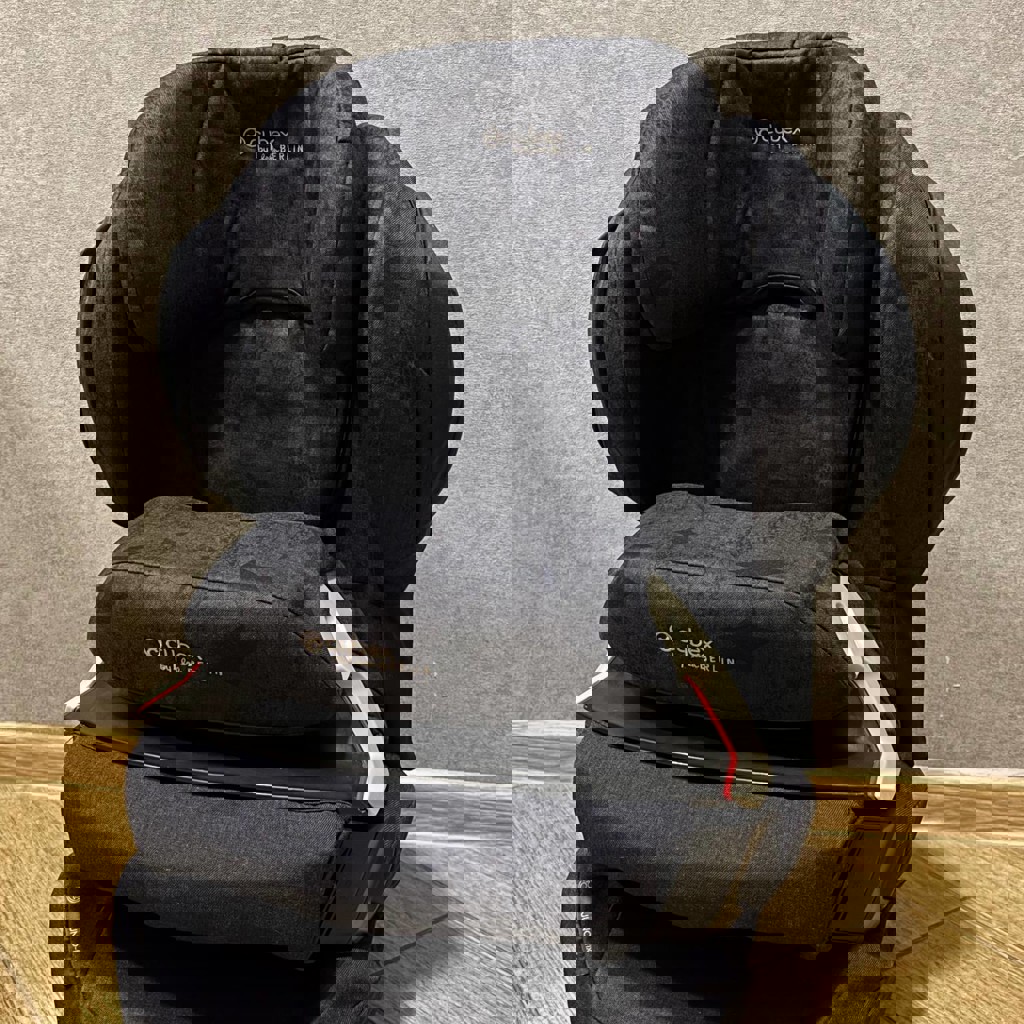 Автокресло Cybex