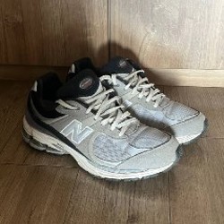 Кроссовки New Balance 2002r - фото 1