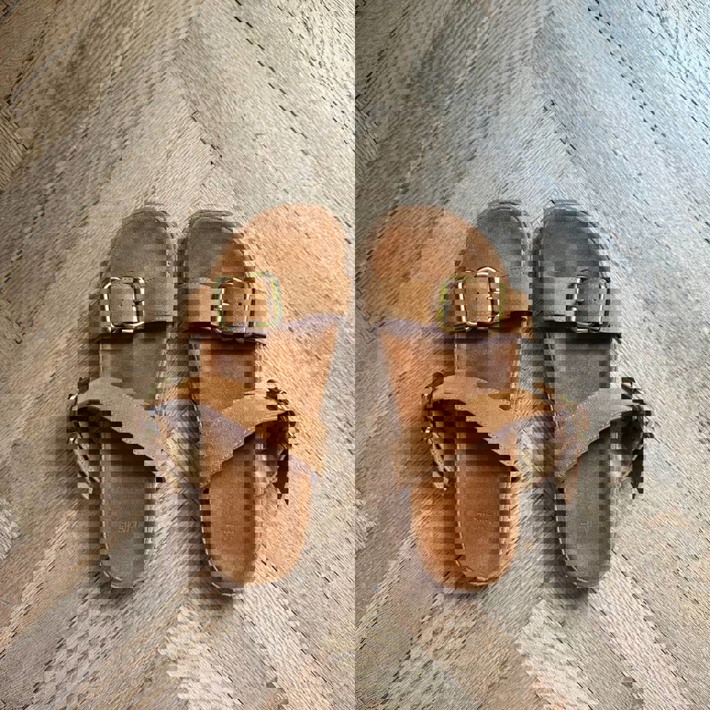 Тапки из замши