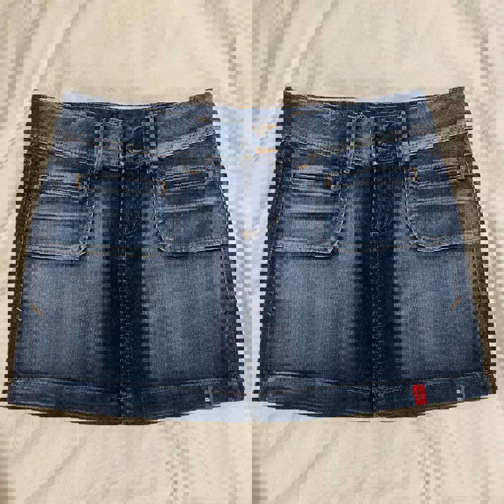 Джинсы клеш